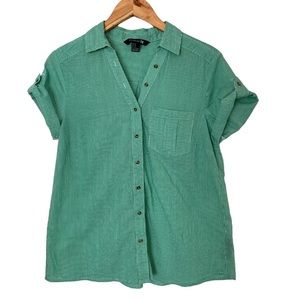 Forever 21, v-neckline button down green shirt size 10